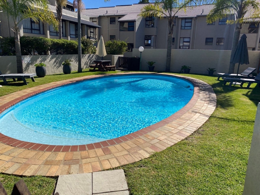 To Let 4 Bedroom Property for Rent in Bowtie Western Cape
